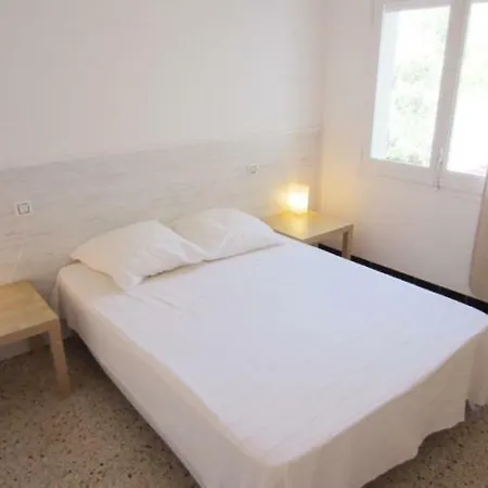 1564 Apartment Llanca