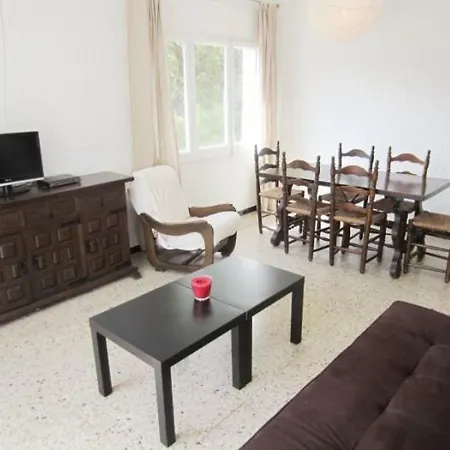 1564 Apartment